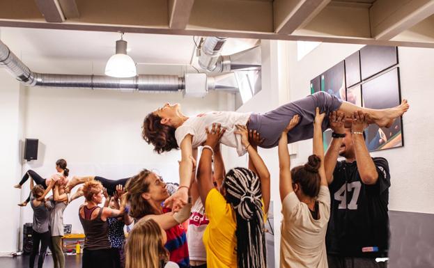 La danza de 'El cuerpo común' y la figura de Oliver Sacks, en la semana del Centro Botín