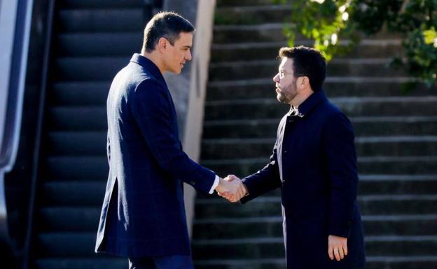 Sánchez se escuda en la división de los secesionistas para dar por muerto el 'procés'