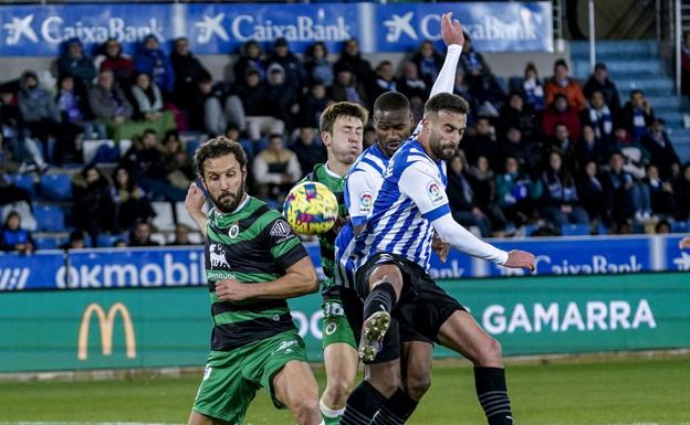 El Racing no renuncia a Sangalli, aunque jugó ayer con el Oviedo