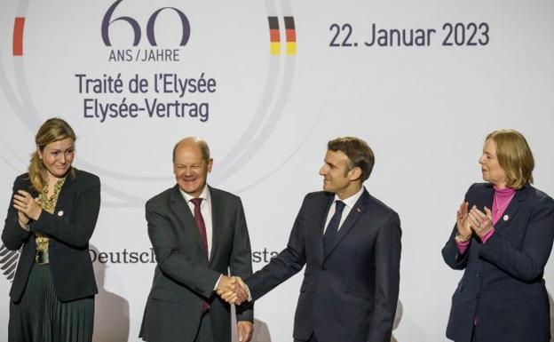 Scholz promete que París y Berlín darán «todo el apoyo a Ucrania el tiempo que sea necesario»