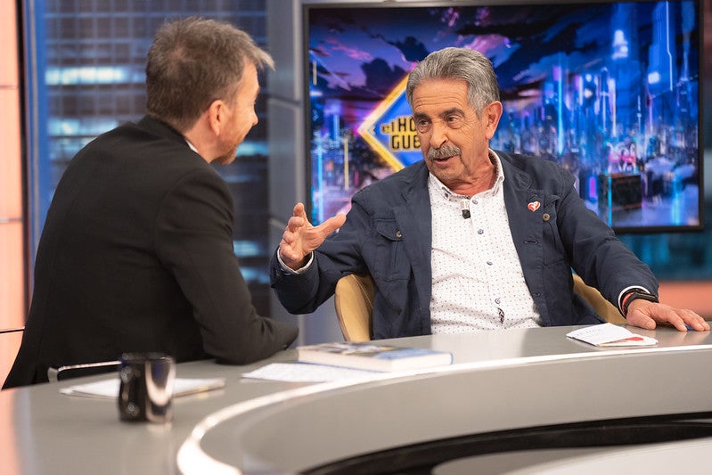 Revilla celebra su 80 cumpleaños en 'El Hormiguero'