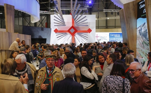 Más de 7.000 personas solicitaron información de Cantabria en Fitur