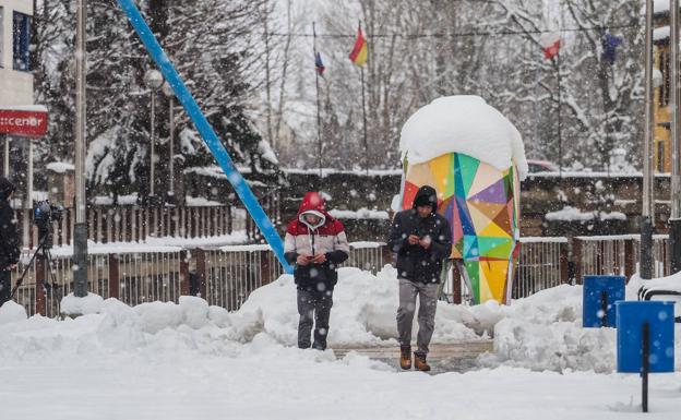 Más frío, más lluvia y nieve a 400 metros