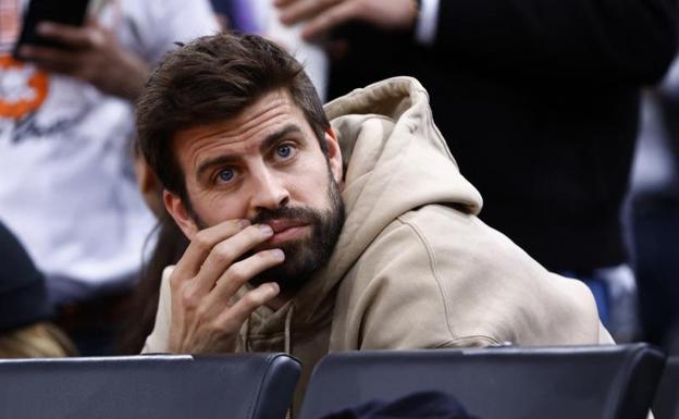 Piqué regresa a su antigua casa familiar para llevar a Milan a su fiesta de cumpleaños