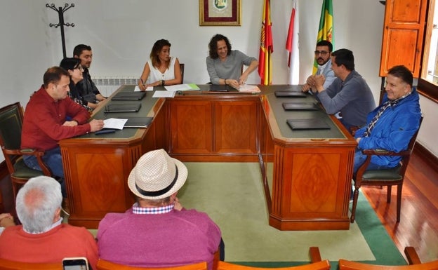 El Ayuntamiento de Cieza se reúne en pleno para oficializar la renuncia de la alcaldesa