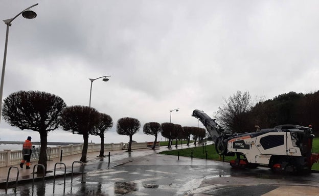 Castro inicia las obras de acondicionamiento del parque de Cotolino