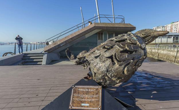 La escultura de Vital Alsar no tiene fecha de retorno a la Duna de Zaera