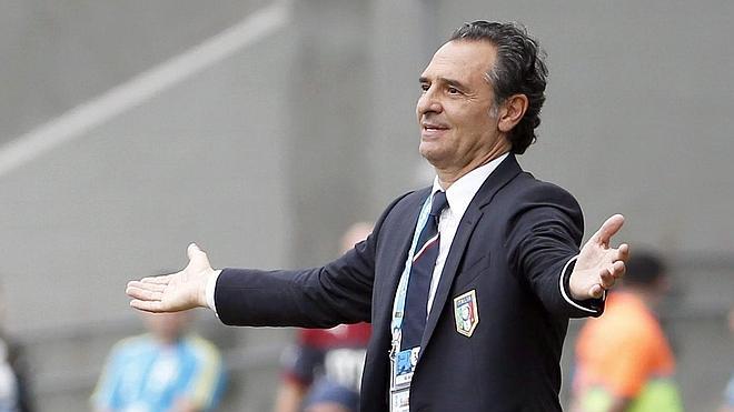 Prandelli presenta la dimisión