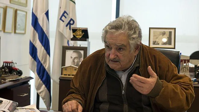 El presidente de Uruguay llama «viejos hijos de puta» a los dirigentes de la FIFA