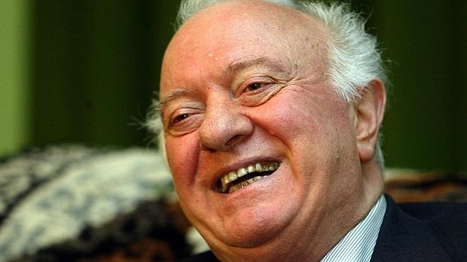 Muere Eduard Shevardnadze, uno de los artífices del final de la Guerra Fría