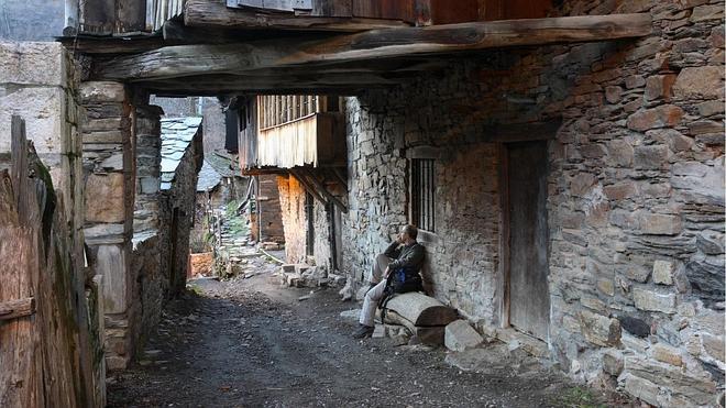 Contra el mundanal ruido, Bierzo