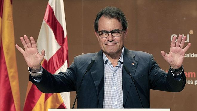 Mas acusa al Gobierno de calcular solo un modelo de balanzas fiscales