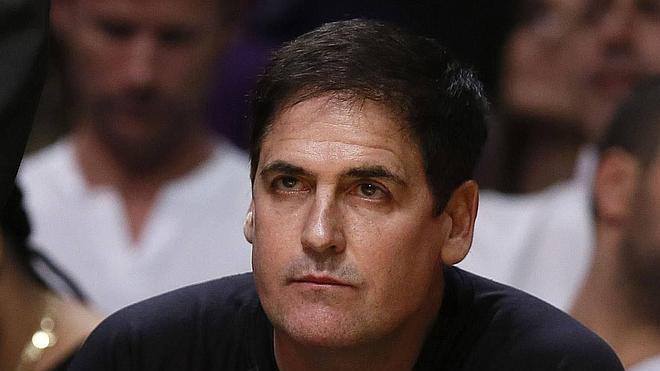 Cuban: «El COI está jugando con la NBA»