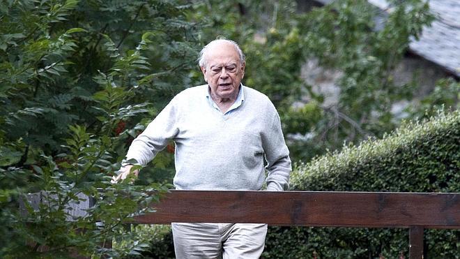 Pujol devuelve la Medalla de Oro de Barcelona