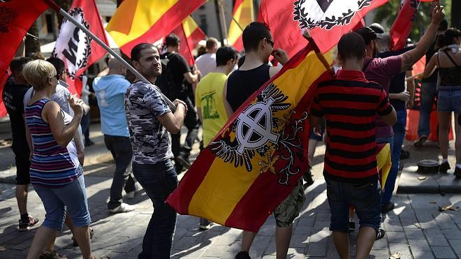 Tensión sin incidentes en la marcha ultraderechista de la Diada