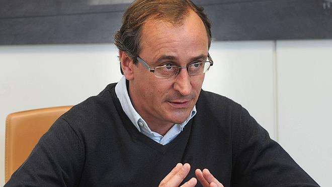 El PP avisa a Mas de que incumplir la ley tiene «consecuencias duras»