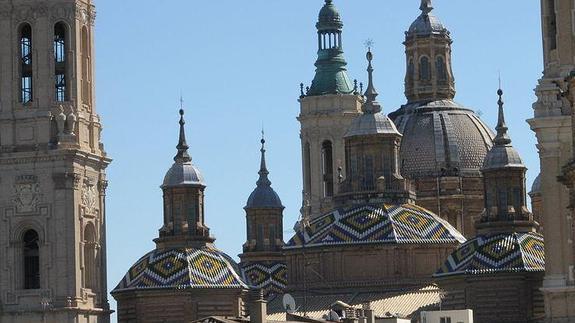 Zaragoza: historia, arte y tapas por un tubo