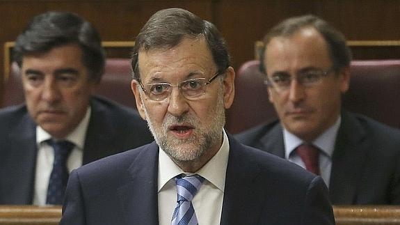 Rajoy avisa de que pronto se informará de más "actuaciones irregulares en otras cajas"