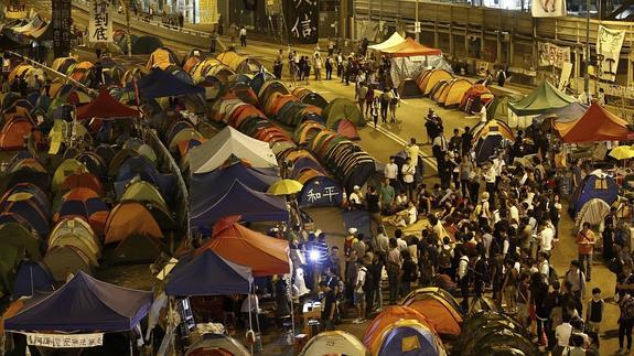 Hong Kong y los estudiantes se preparan para dialogar en un ambiente cargado de tensión