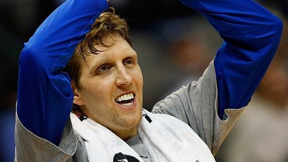 Nowitzki, máximo anotador extranjero en la historia de la liga