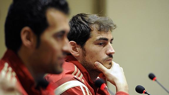 Casillas: «Estaré hasta que el seleccionador quiera y yo pueda seguir jugando»