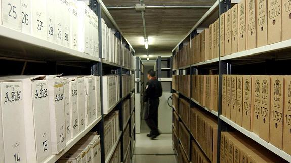 Salen del Archivo de Salamanca los últimos documentos que reclamaba Cataluña