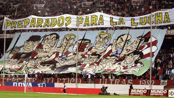 «Los ultras están más vinculados a los equipos que a identidades nacionales», asegura un historiador