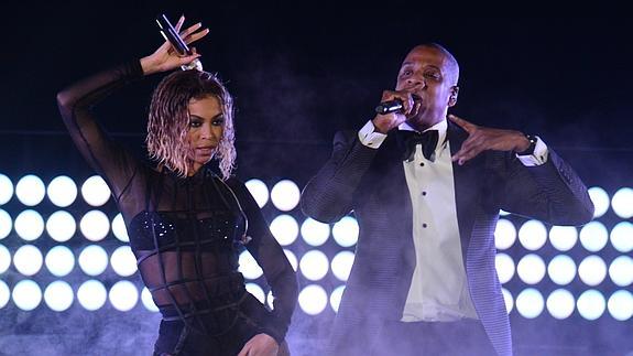 Beyoncé vuelve a pisar fuerte en los Grammy