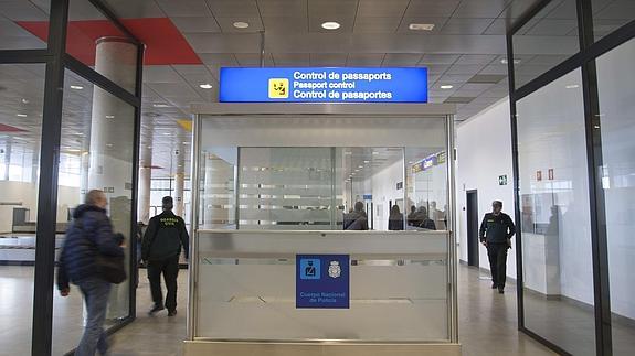 El aeropuerto de Castellón recibe su primer vuelo privado