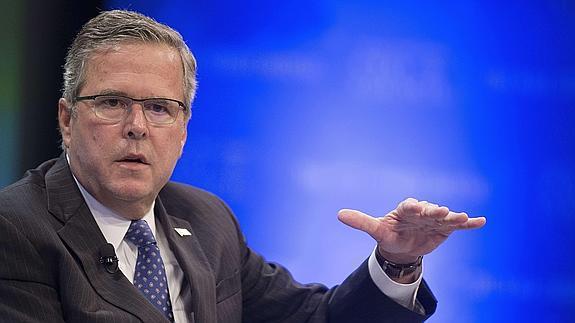 Jeb Bush abandona todos sus cargos de asesor para centrarse en su candidatura