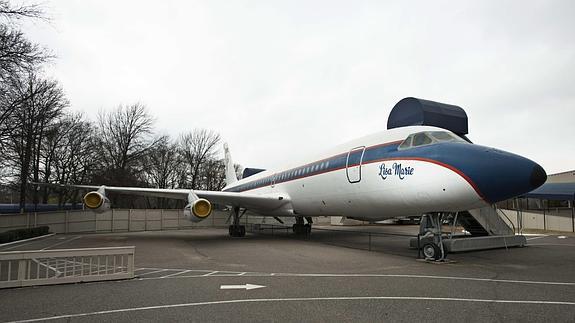 Los aviones privados de Elvis Presley, a subasta