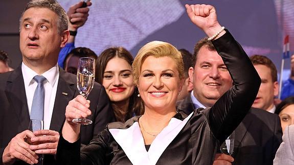 Una diplomática conservadora será la primera presidenta de Croacia