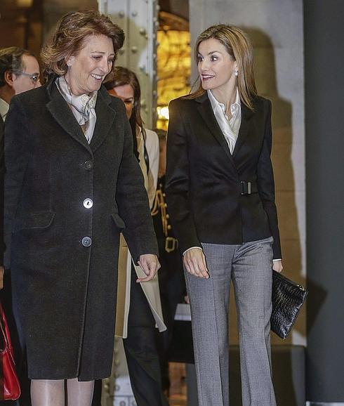 La Reina Letizia destaca los cuidados paliativos en el cáncer