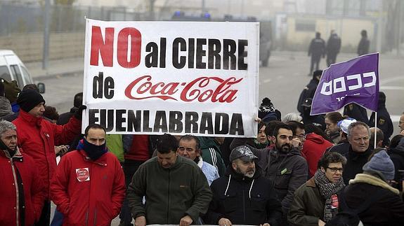 Coca-Cola alcanza un acuerdo con los sindicatos y pagará 7,4 millones a los 351 afectados por el ERE