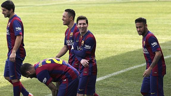 Adriano quiere seguir disfrutando y no descarta escuchar ofertas