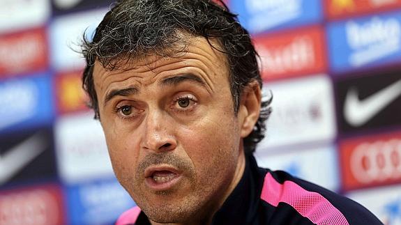 Luis Enrique: «Alves es un verdadero ejemplo de lo que tiene que ser un profesional»
