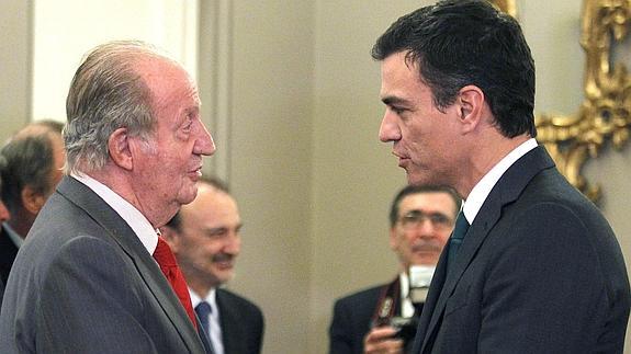 El rey Juan Carlos refuerza los lazos de España con Uruguay