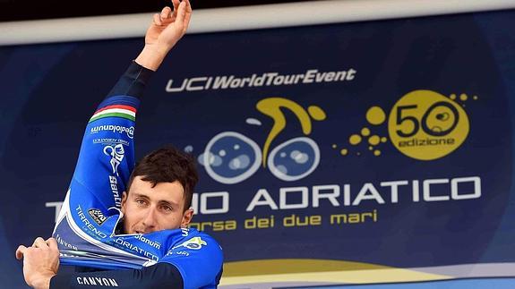 Debusschere gana al sprint la primera etapa de la Tirreno-Adriático