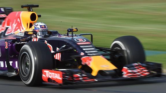 Red Bull amenaza con abandonar