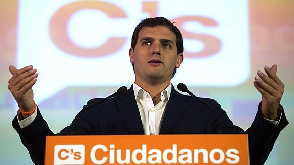 Rivera: «El enemigo de España no son ni el PP, ni el PSOE ni Podemos»