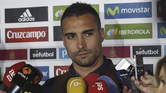 Asenjo ve su convocatoria como «una recompensa»