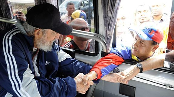 Fidel Castro reaparece en público