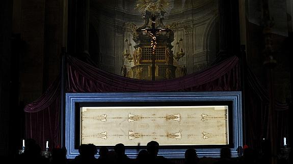 Turín abre las puertas a un millón de visitantes para ver el Santo Sudario