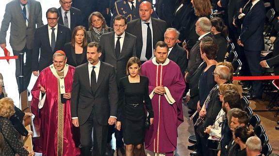 Un emotivo y multitudinario funeral en Barcelona homenajea a las víctimas de Germanwings