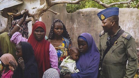 Liberadas otras 234 mujeres y niños secuestrados por Boko Haram en Nigeria