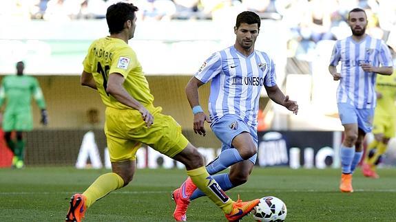 Gerard Moreno castiga la falta de puntería del Málaga