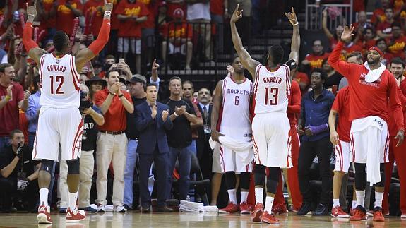 Houston avanza a la final del Oeste