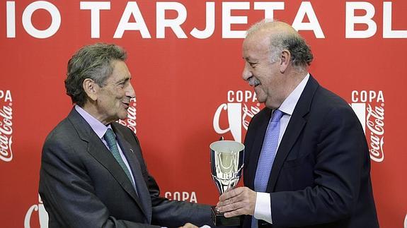 Del Bosque defiende a Iker, Ancelotti y loa a Xavi