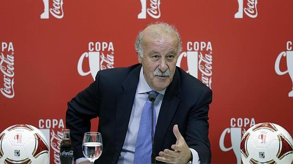 Del Bosque: «Pongo la mano en el fuego por Ángel María Villar»