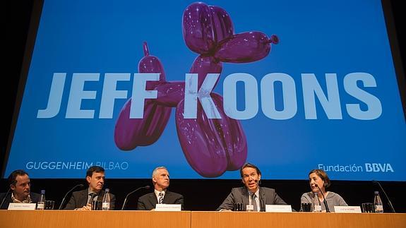 Koons, un malabarista entre metales preciosos